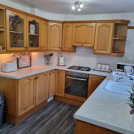 Πανσιόν Glamorous With Wifi And Netflix